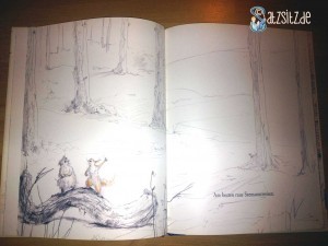 Doppelseite aus "Herr Eichhorn und der erste Schnee", große Illustration von kleinem Igel + Eichhörnchen